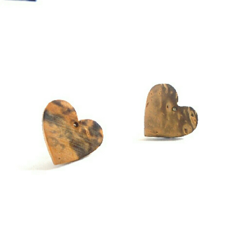 Heart shell earrings